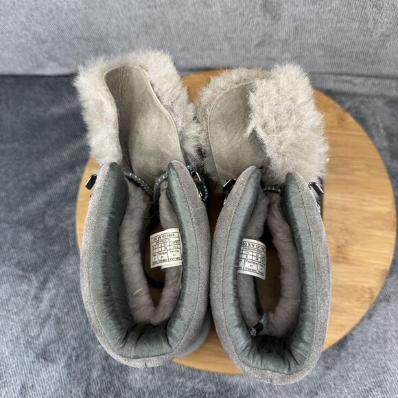 UGG Boots Womens Size 8 Gray Black Shearling Lined Lace Up Vibram Arctic Grip - Picture 10 of 11
